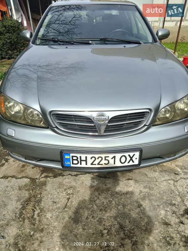 2004 nissan maxima
