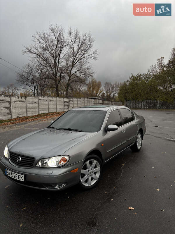 2005 nissan maxima