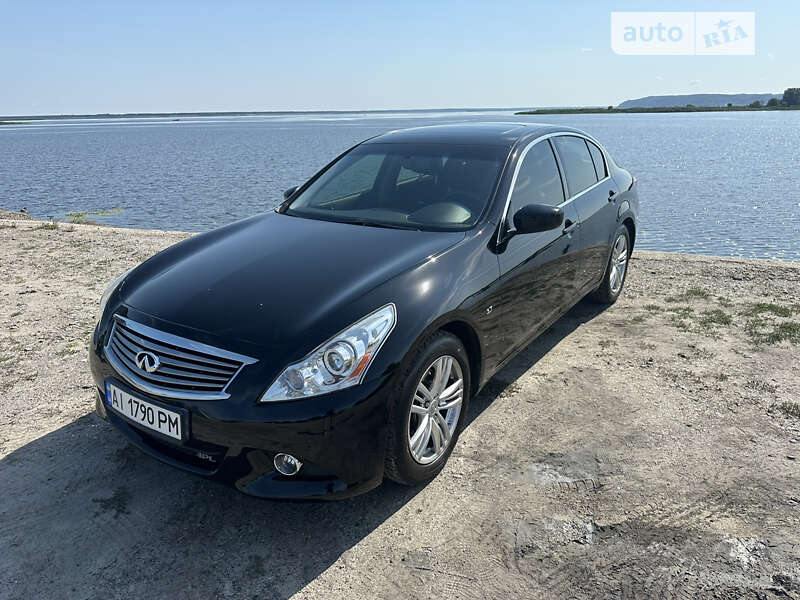2014 infiniti q40