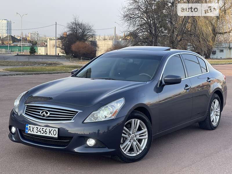 2011 infiniti g37