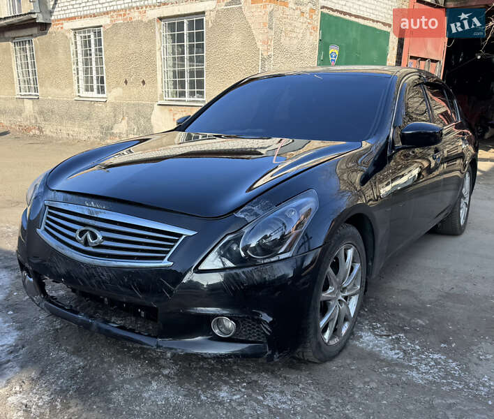 2012 infiniti g37