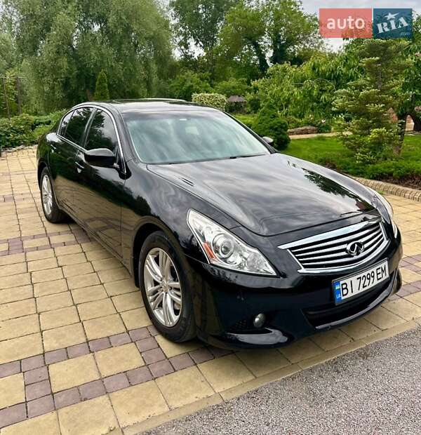 2013 infiniti g37