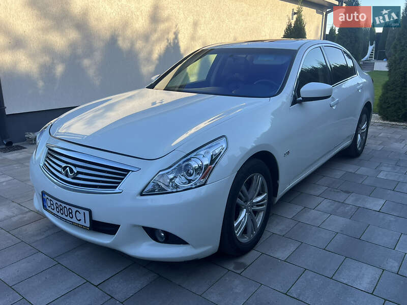 2014 infiniti q40