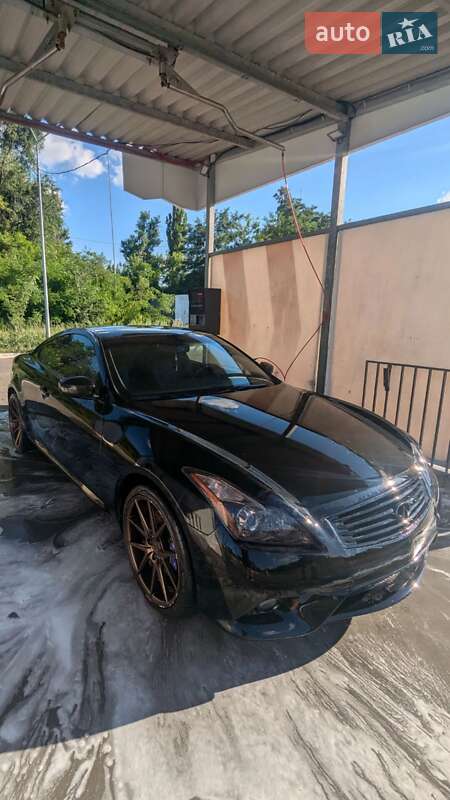 2013 infiniti g37