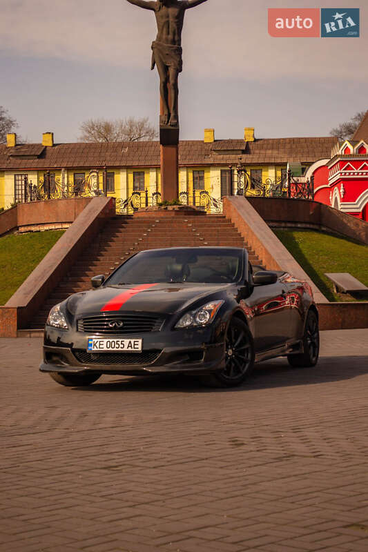 2013 infiniti g37