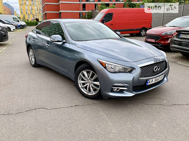 2016 infiniti q50