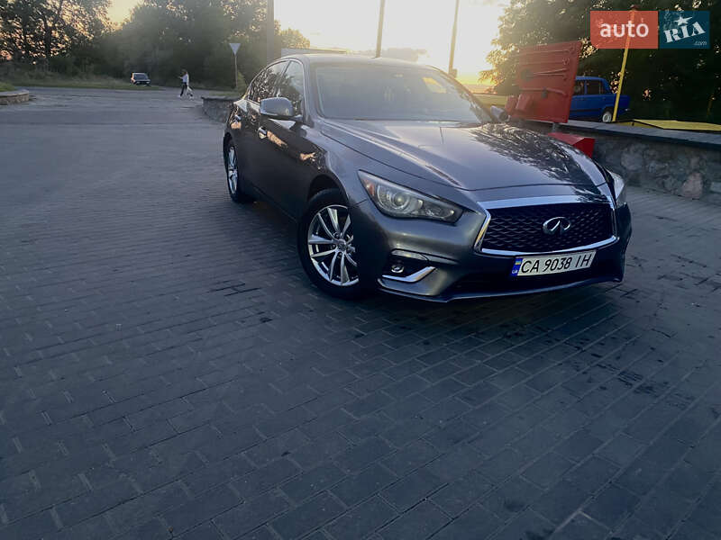 2018 infiniti q50