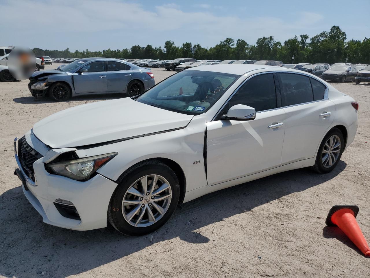 2017 infiniti q50