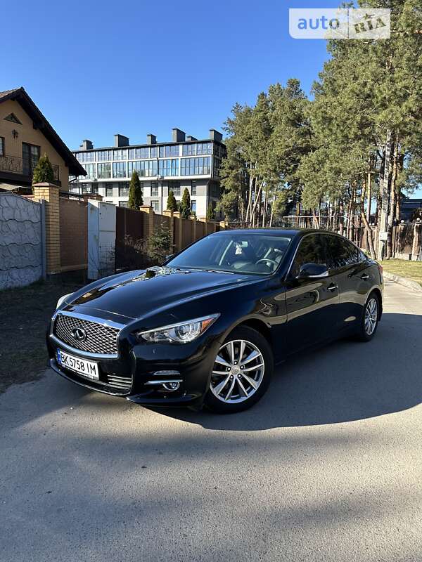 2016 infiniti q50