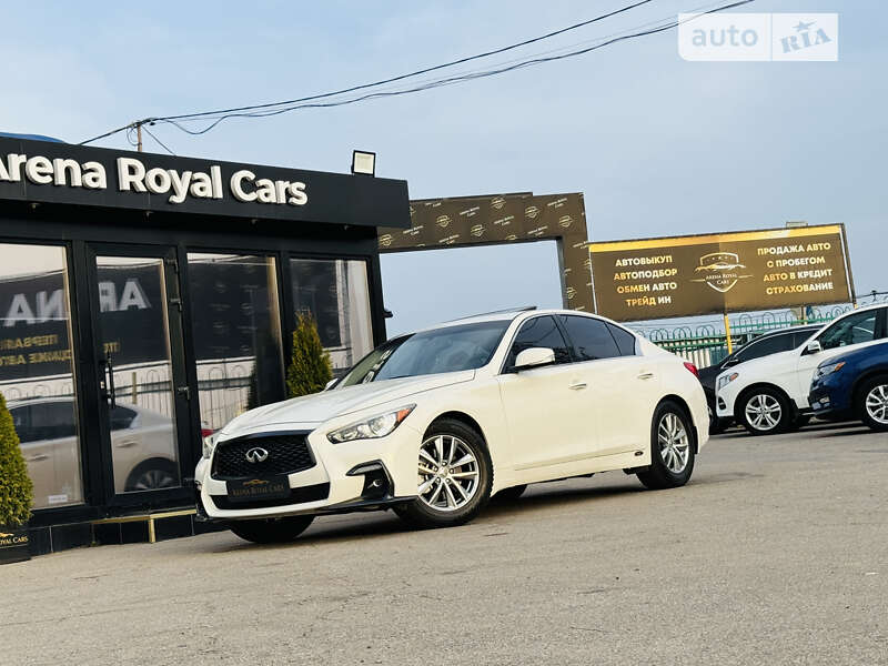 2017 INFINITI Q50