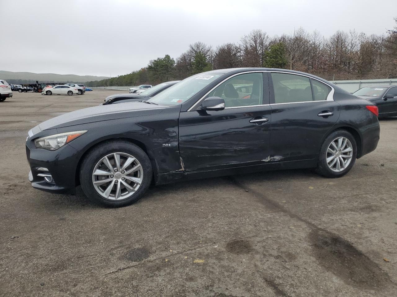 2015 infiniti q50