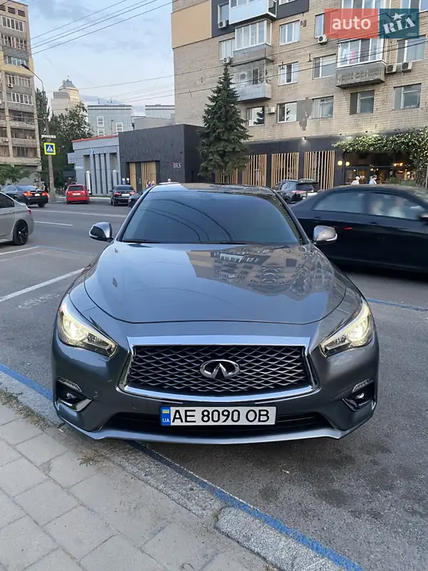 2017 infiniti q50