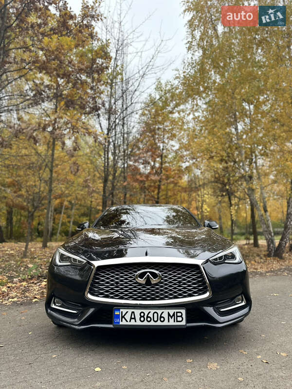 2017 infiniti q60