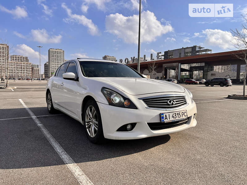 2012 infiniti g25