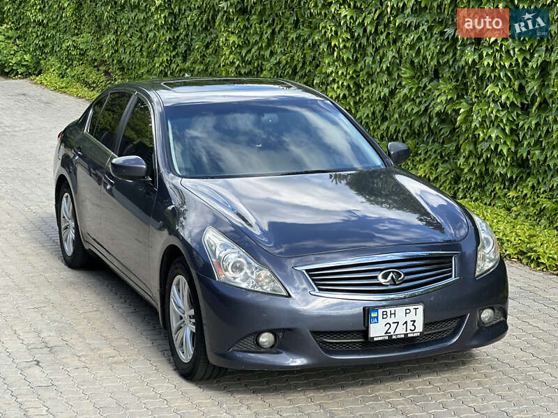 2012 infiniti g25