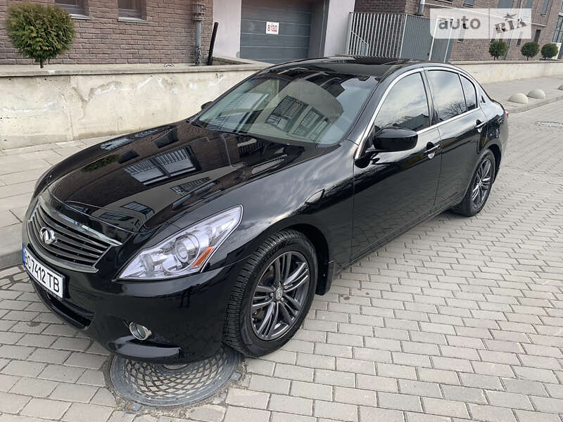 2011 infiniti g25