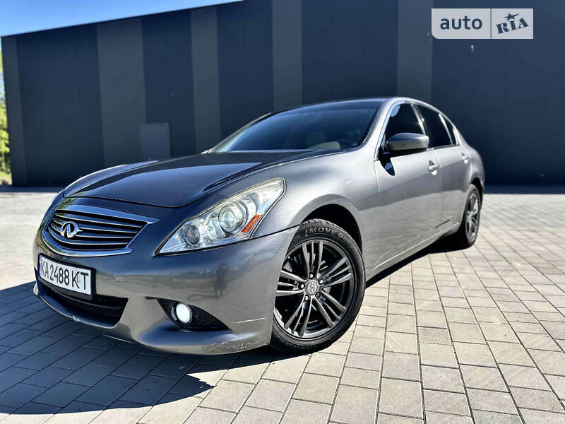 2011 infiniti g25