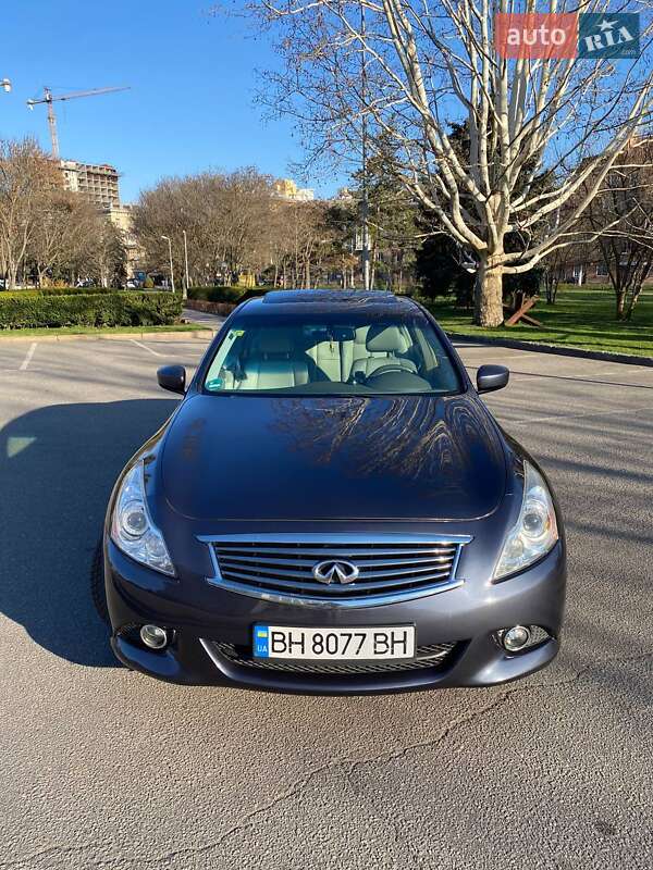 2012 INFINITI G25