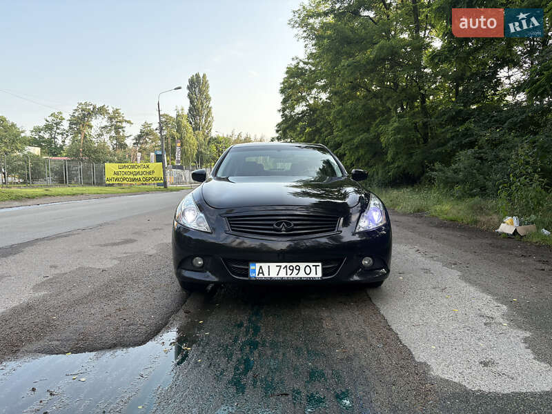 2010 infiniti g25
