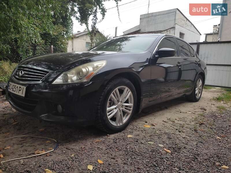 2010 infiniti g25