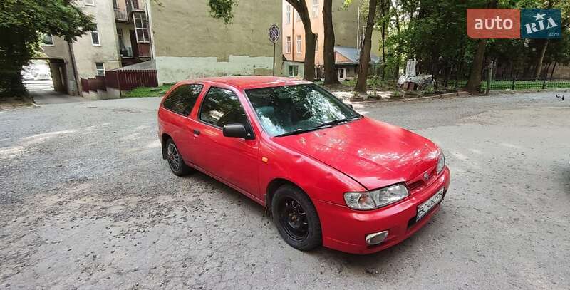 1997 nissan almera