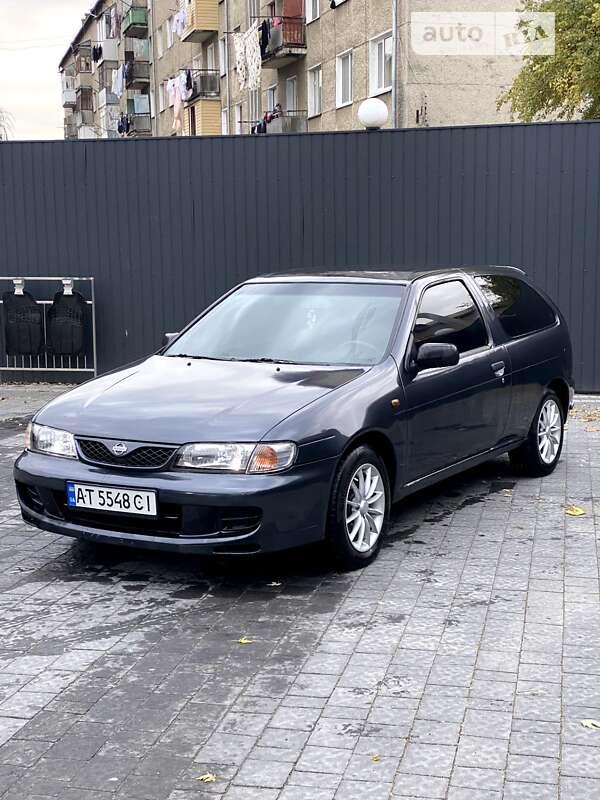 1997 nissan almera