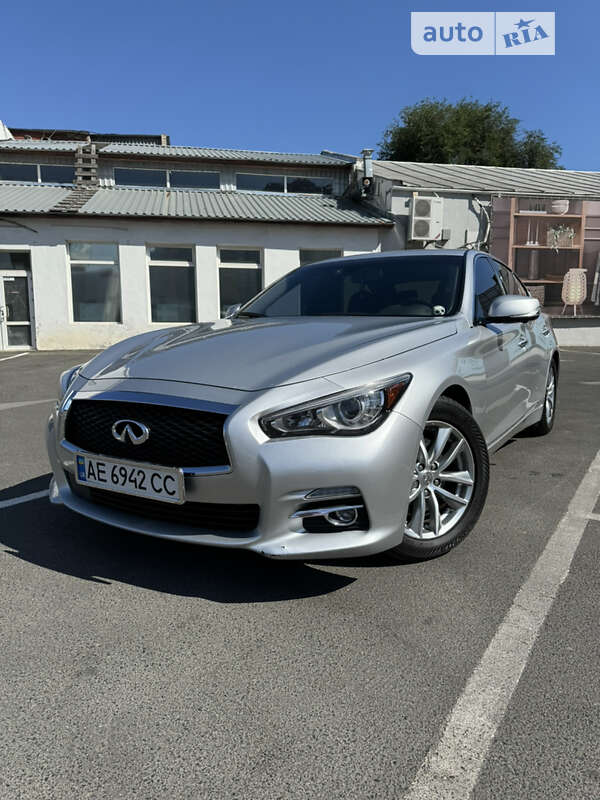 2017 infiniti q50