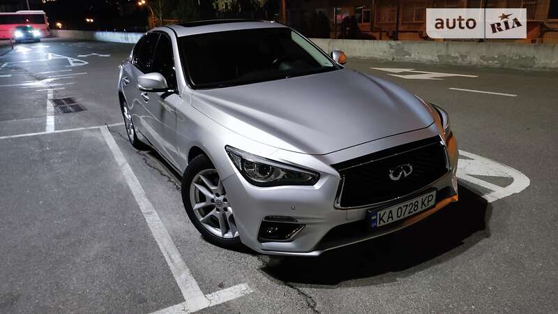 2017 infiniti q50