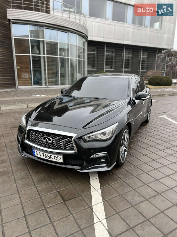 2017 INFINITI Q50