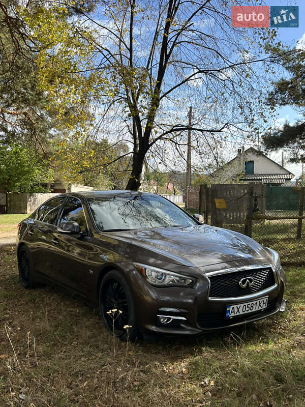 2017 infiniti q50