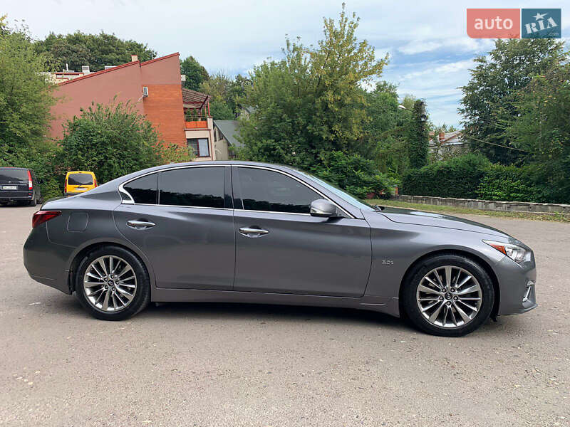 2017 infiniti q50
