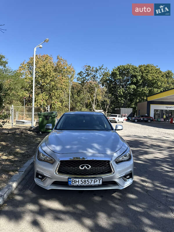 2017 infiniti q50