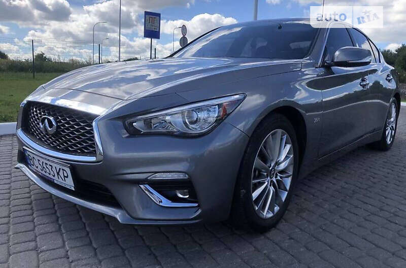 2018 infiniti q50