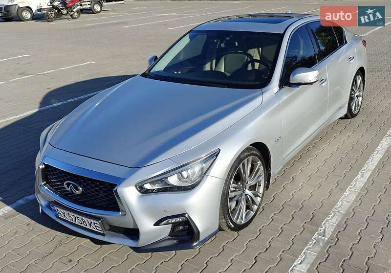 2016 infiniti q50