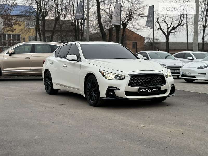2019 infiniti q50