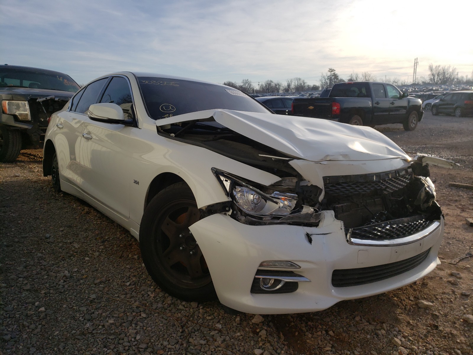 2016 infiniti q50 premiu