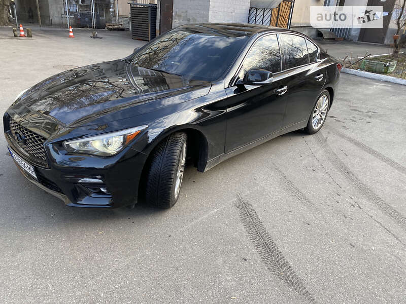 2017 infiniti q50