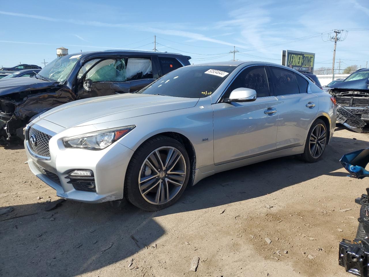 2016 infiniti q50