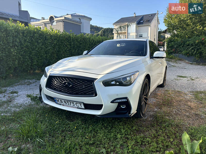 2016 infiniti q50