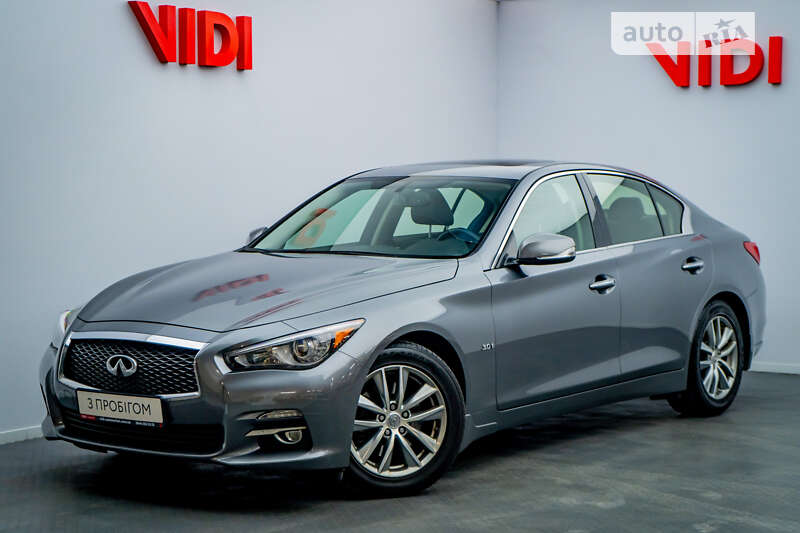 2016 infiniti q50
