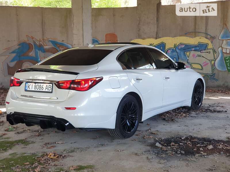 2016 infiniti q50