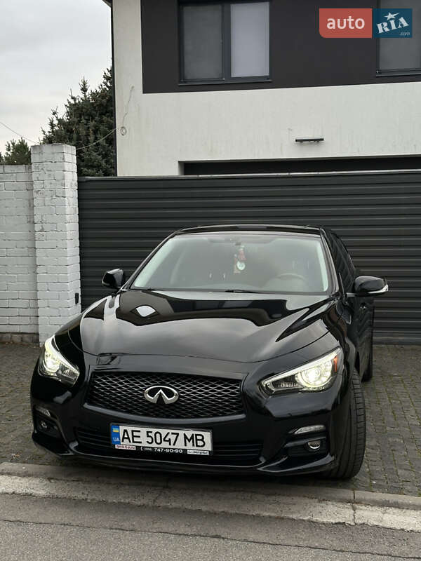 2016 infiniti q50
