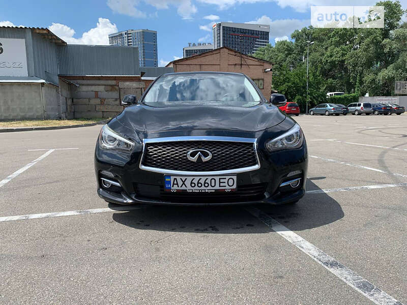 2016 infiniti q50