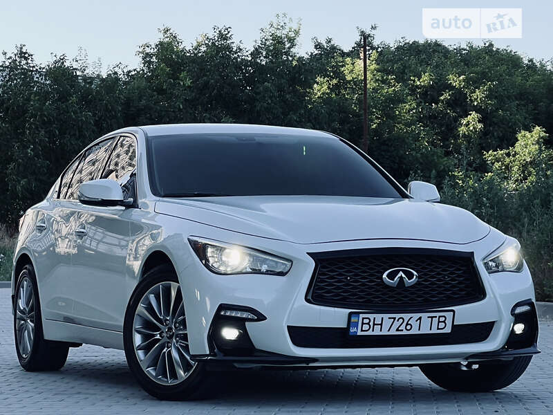 2017 infiniti q50