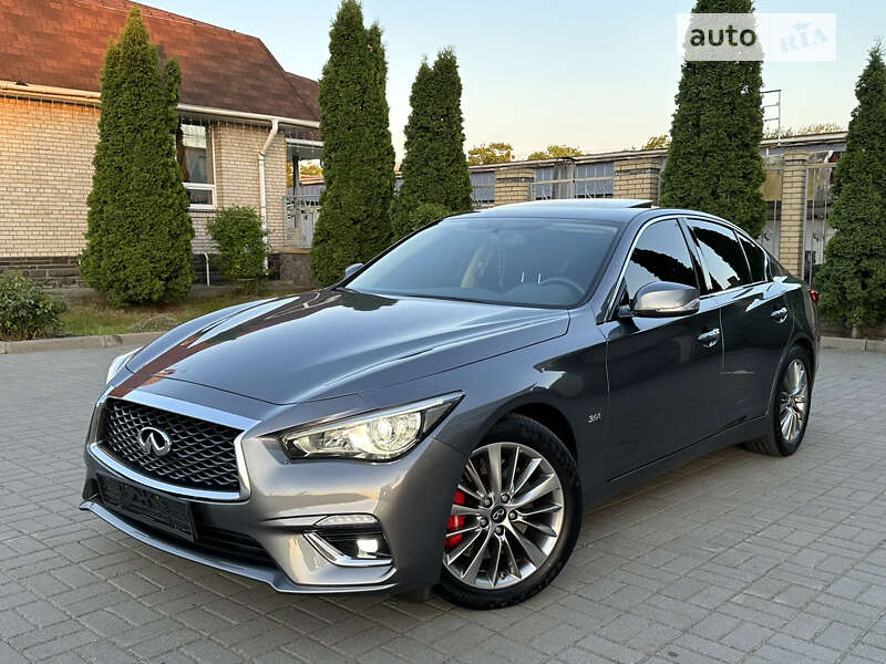 2018 infiniti q50