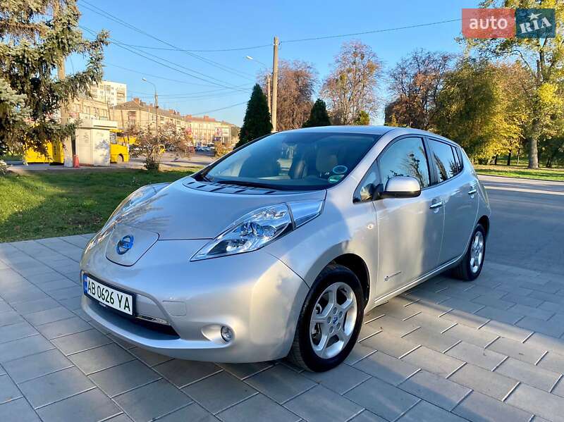 2011 nissan leaf