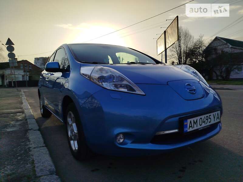 2011 nissan leaf
