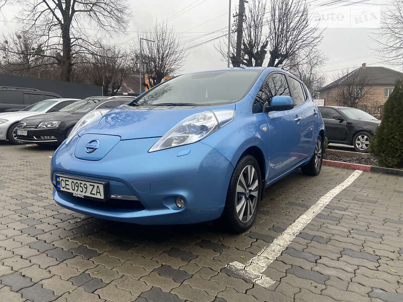 2011 nissan leaf