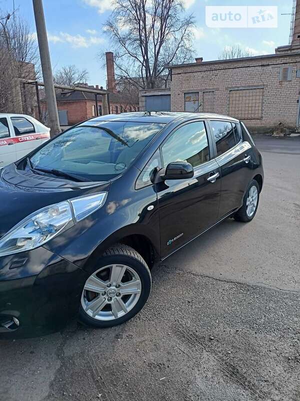 2011 nissan leaf