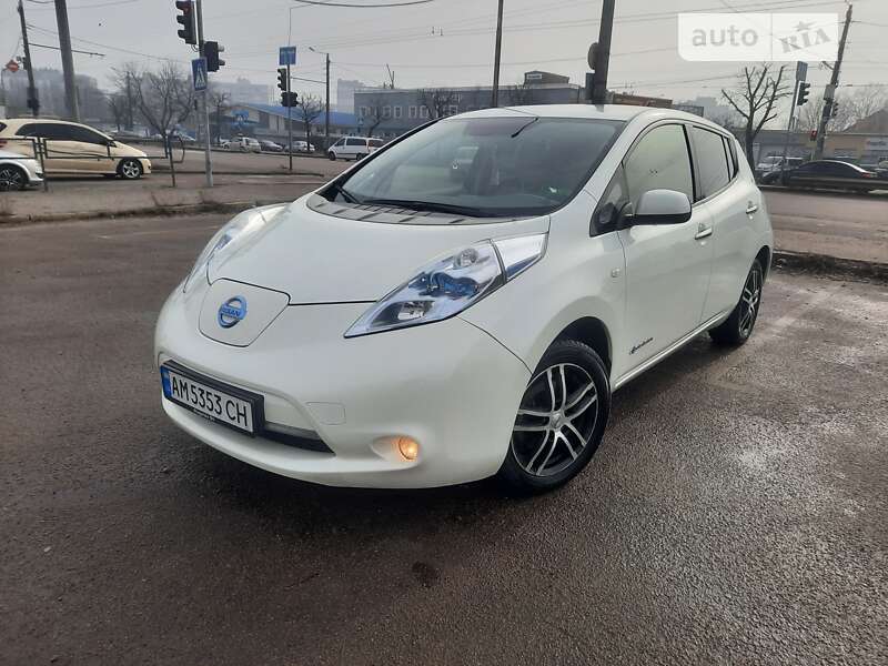 2011 nissan leaf